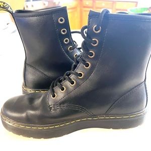 Dr. Martens Zavala combat boot